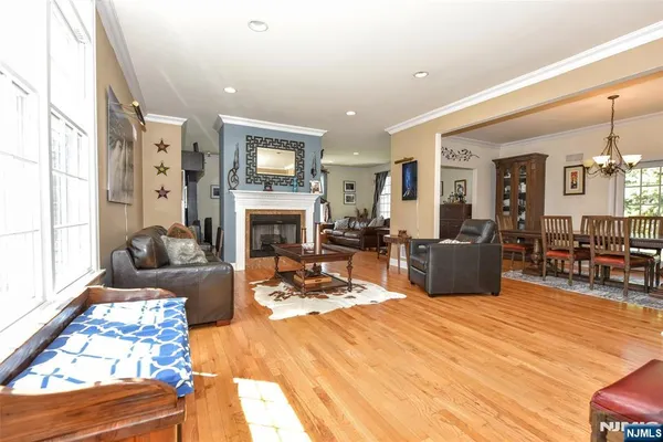 $900,000 | 1 Kingsland Road, Boonton, NJ 07005