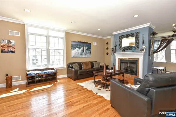 $900,000 | 1 Kingsland Road, Boonton, NJ 07005