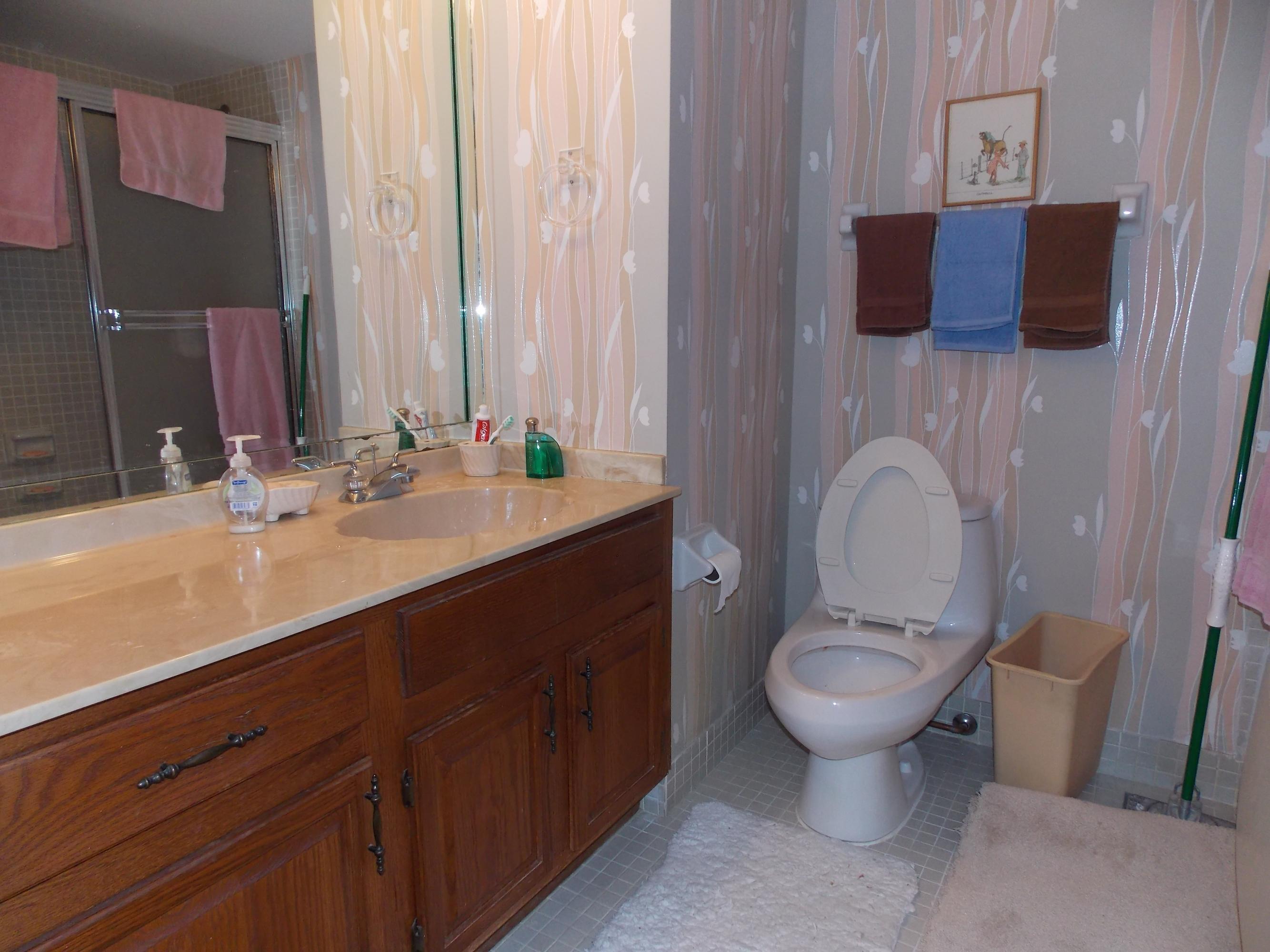 300 Golfview Road, Unit 305 North Palm Beach, FL 33408 - Photo 10 of 11 DSCN0676
