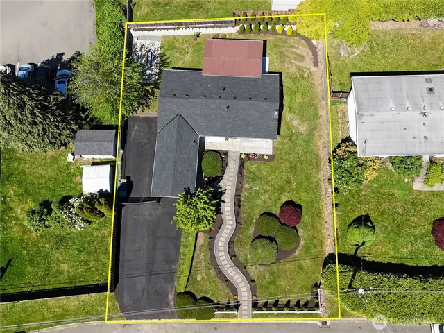 $649,000 | 1929 201st Place Southwest, Lynnwood, WA 98036