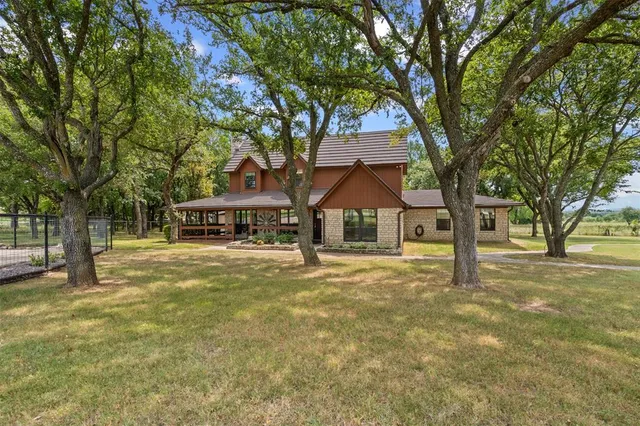 $492,500 | 4421 County Road 1202, Cleburne, TX 76031