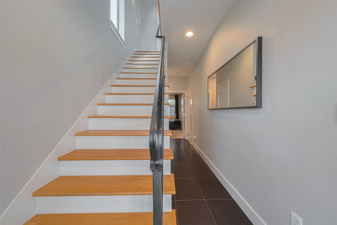 2115 Hadley Street Houston, TX 77003 - Photo 4 of 34 a view of entryway