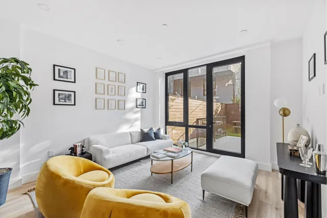 $2,195,000 | 218 Classon Avenue, Unit GARDEN | Clinton Hill