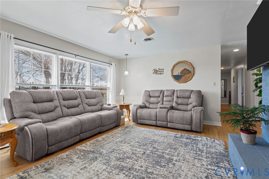 3258 West River Road Scottsville, VA 24590 - Photo 28 of 48