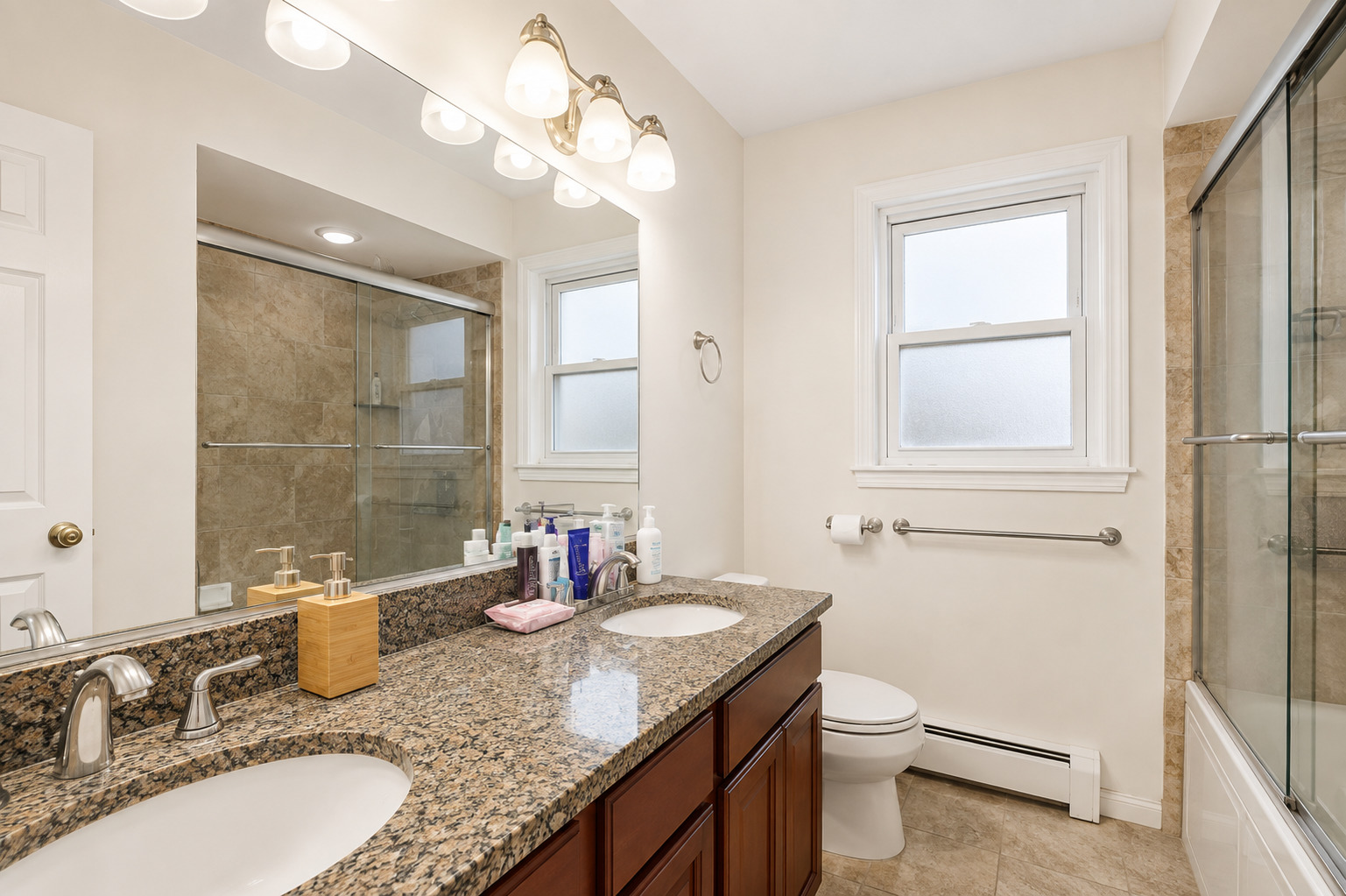 2147 Ridge Avenue, Unit 2D Evanston, IL 60201 - Photo 19 of 22 Gallery Image 19