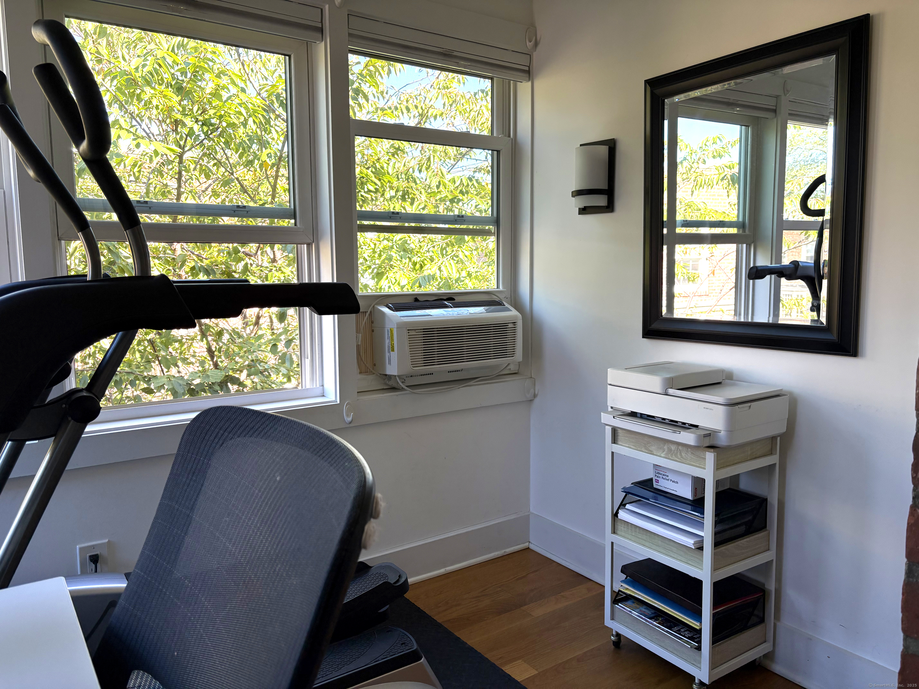 20 Haddon Street, Unit 5 Bridgeport, CT 06605 - Photo 30 of 40 a room with furniture and windows