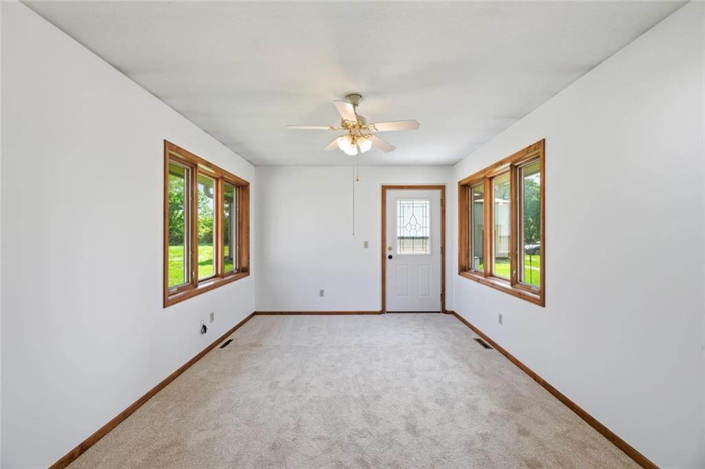 28005 South Belle Plain Road Harrisonville, MO 64701 - Photo 12 of 33