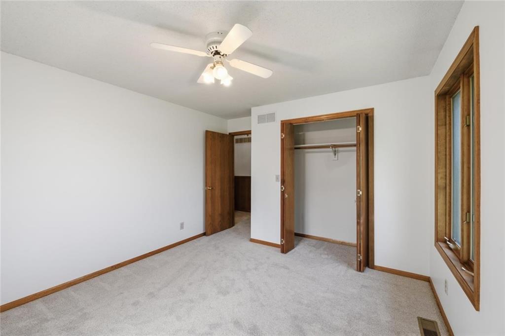 28005 South Belle Plain Road Harrisonville, MO 64701 - Photo 17 of 33
