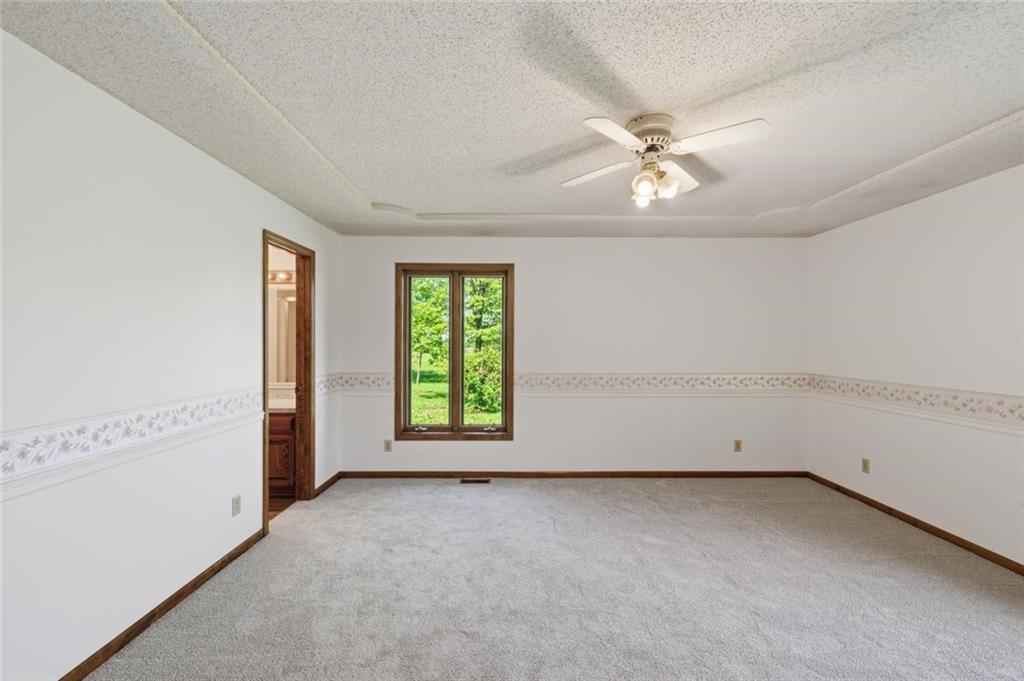 28005 South Belle Plain Road Harrisonville, MO 64701 - Photo 18 of 33