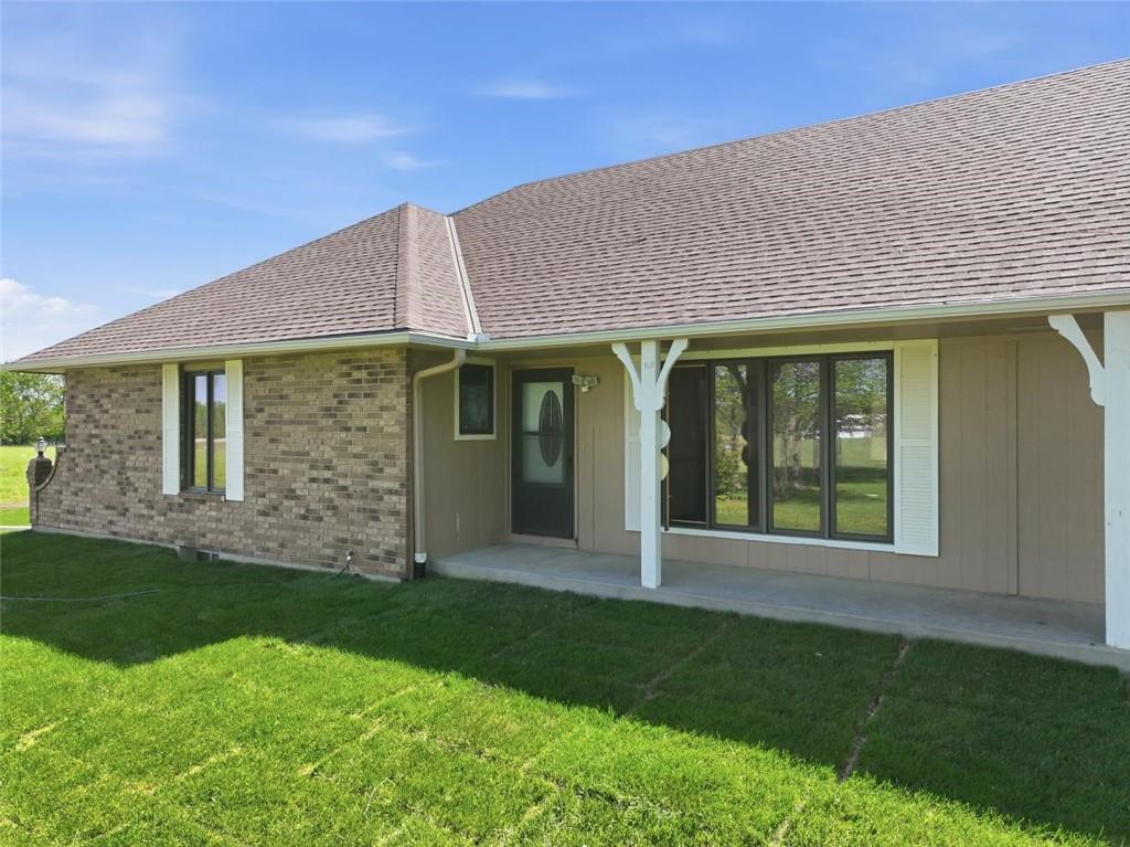 28005 South Belle Plain Road Harrisonville, MO 64701 - Photo 27 of 33
