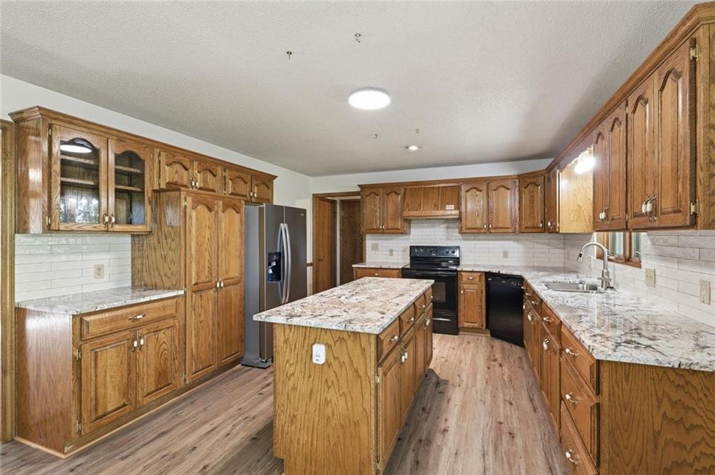 28005 South Belle Plain Road Harrisonville, MO 64701 - Photo 5 of 33
