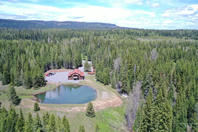 $4,950,000 | 79250 Lookout Mountain Road, Elgin, OR 97827
