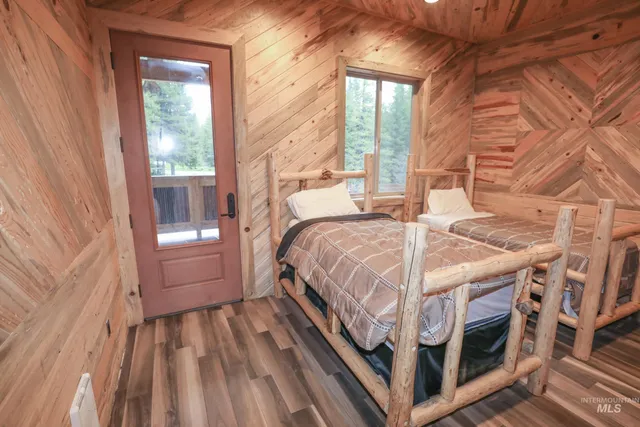 $4,950,000 | 79250 Lookout Mountain Road, Elgin, OR 97827