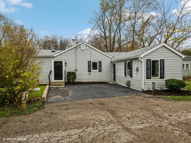 $229,900 | 21621 West Cedar Avenue, Lake Villa, IL 60046