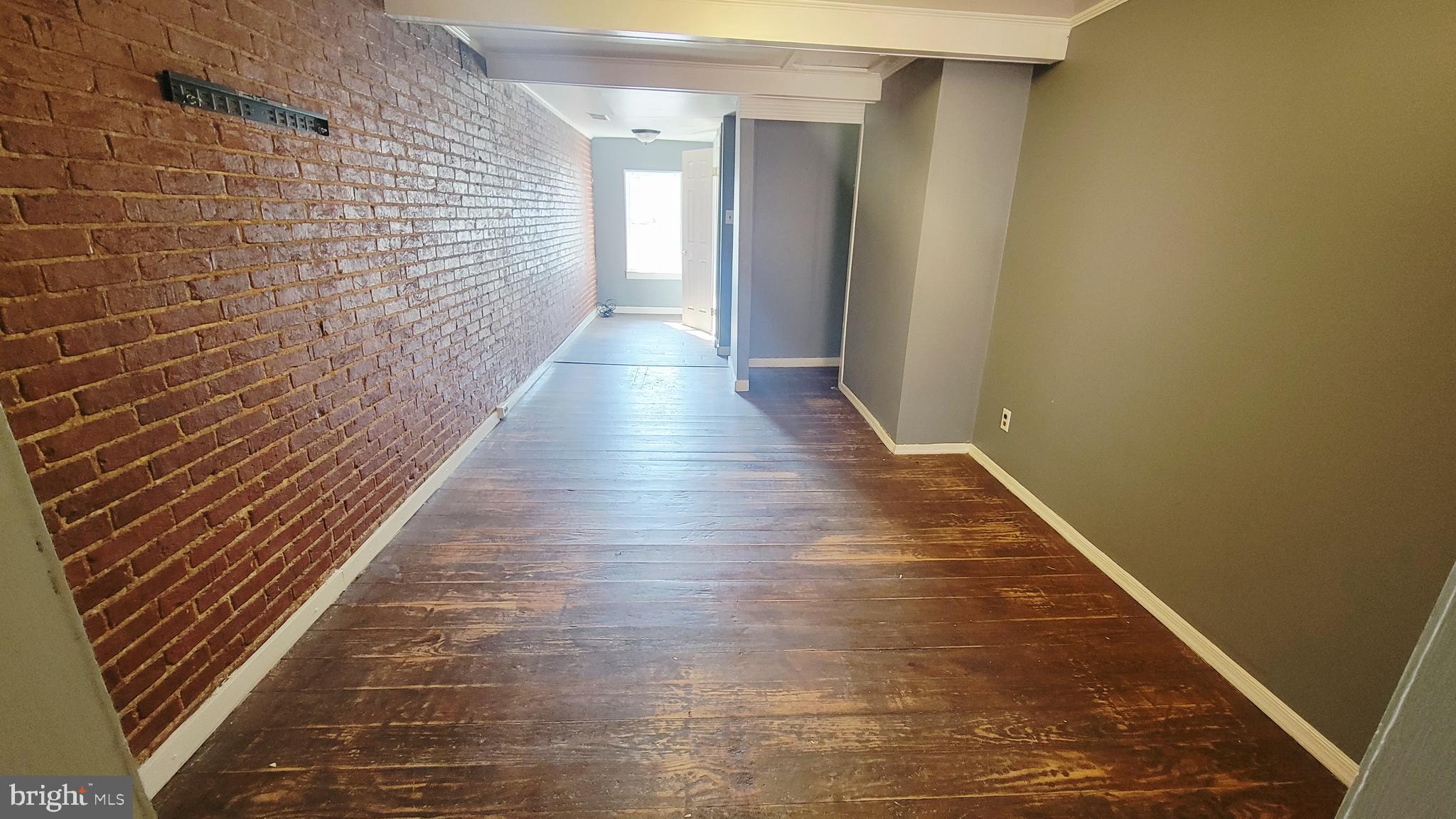 703 Tessier Street Baltimore, MD 21201 - Photo 13 of 19 3rd level bedroom