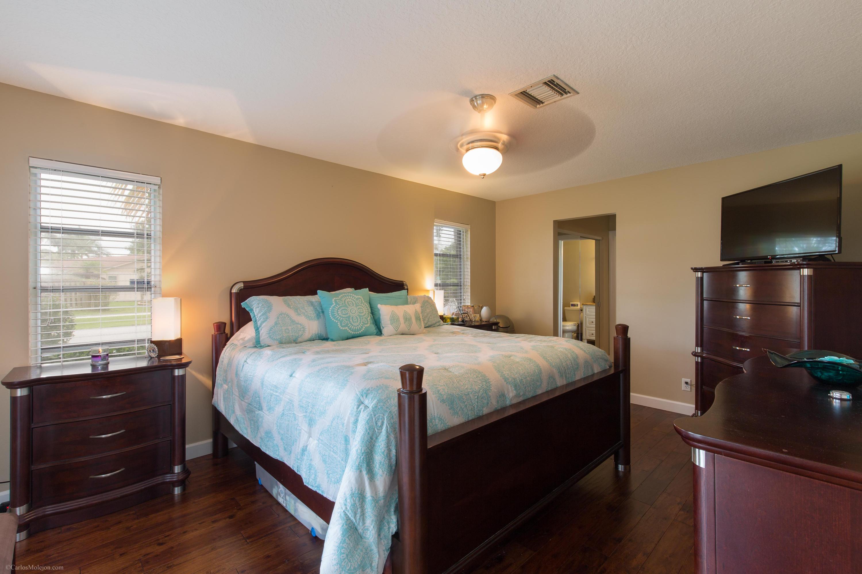 1140 Block Island Road Wellington, FL 33414 - Photo 13 of 21 13