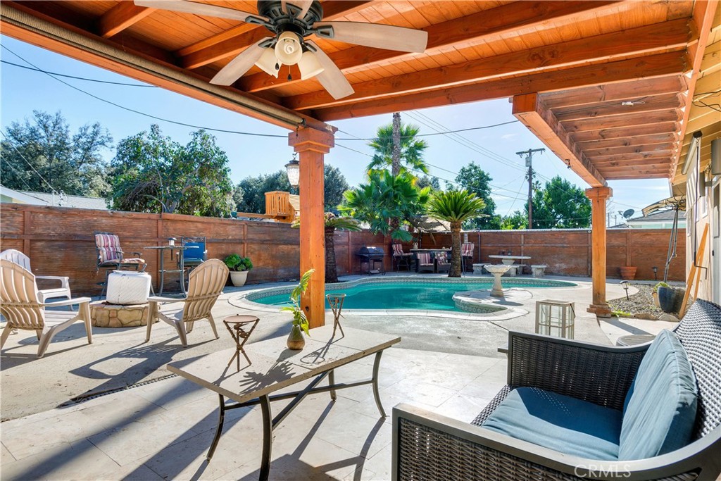 8738 San Vicente Avenue Riverside, CA 92503 - Photo 17 of 21