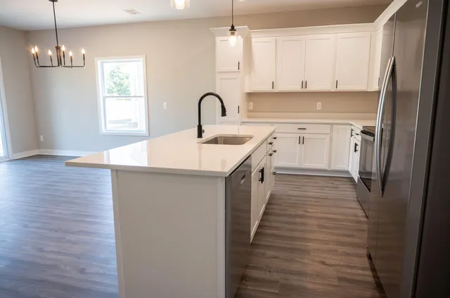 $2,695 | 8441 Oak Shade Circle, Davison, MI 48423