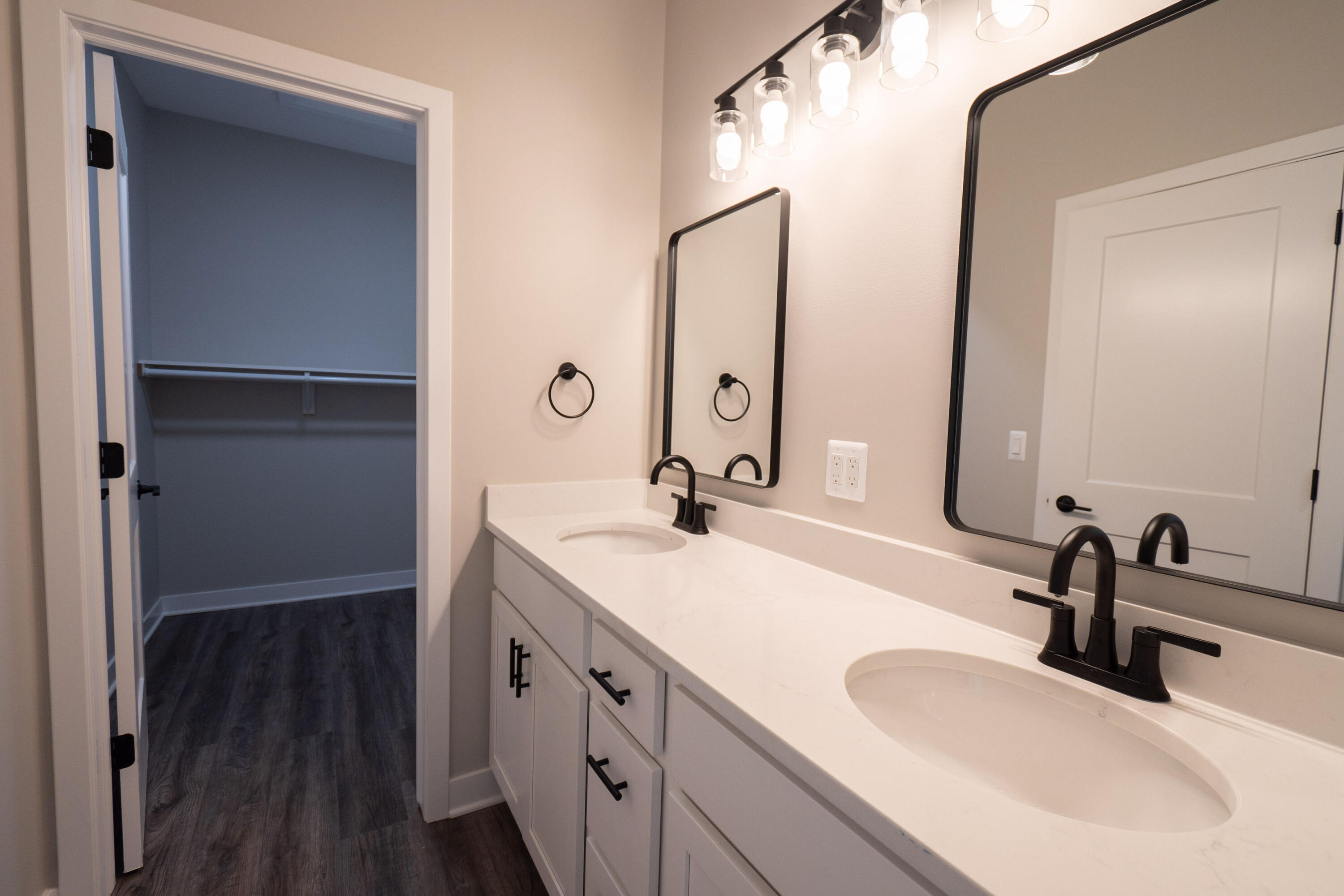 8441 Oak Shade Circle Davison, MI 48423 - Photo 33 of 40 TMS_1132