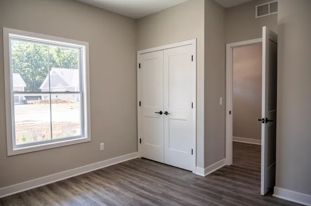 $2,695 | 8441 Oak Shade Circle, Davison, MI 48423