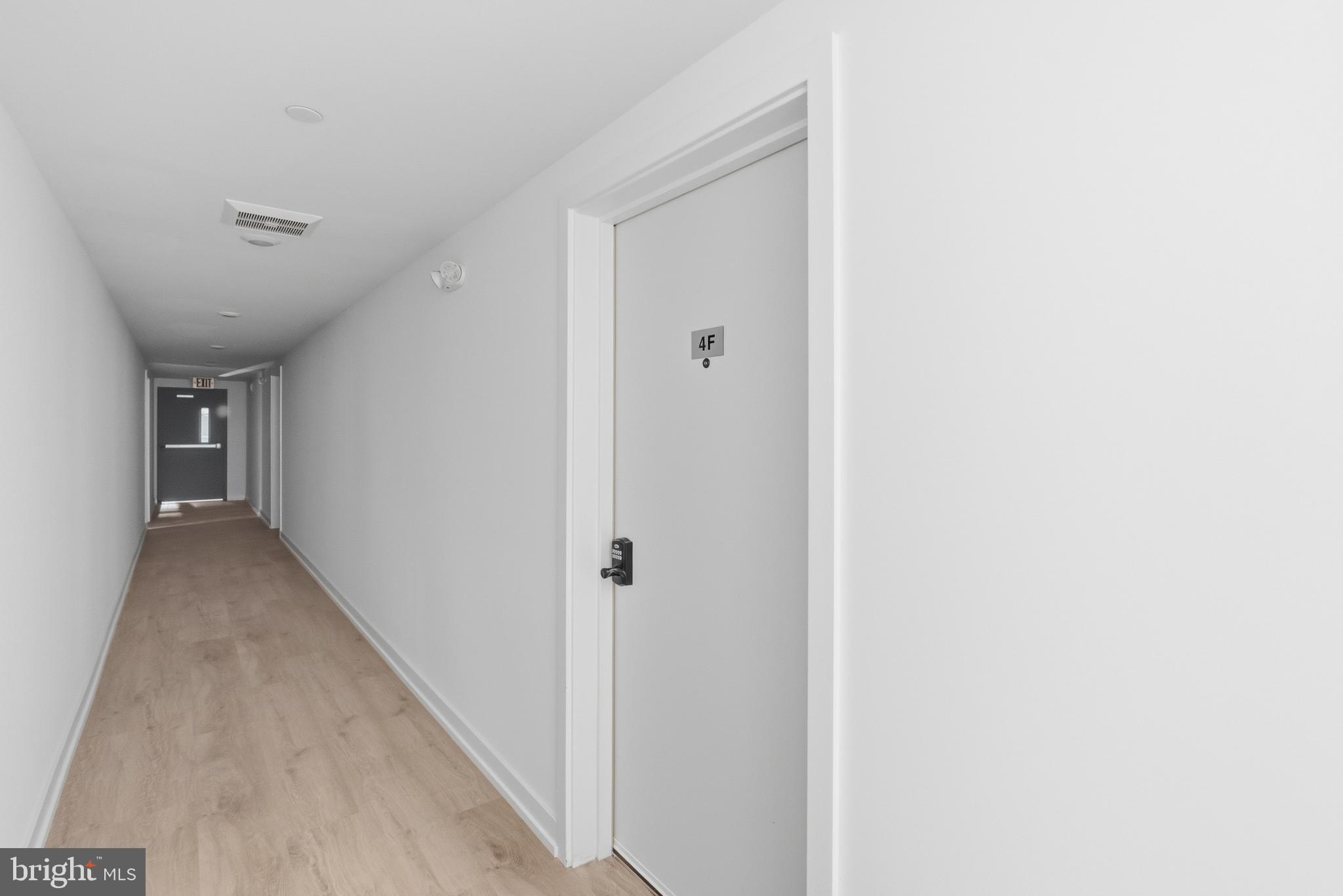 209 New Street, Unit 4F Philadelphia, PA 19106 - Photo 2 of 21