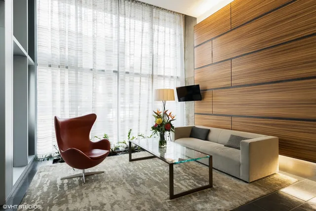 $2,500 | 659 West Randolph Street, Unit 1118, Chicago, IL 60661