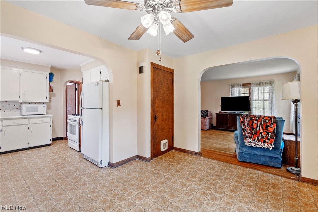 2547 Massillon Road Akron, OH 44312 - Photo 6 of 26 Gallery Image 6