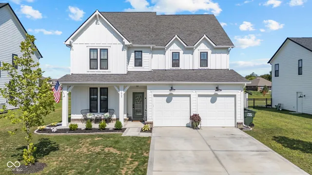 $447,499 | 1905 Reilly Lane, New Palestine, IN 46163