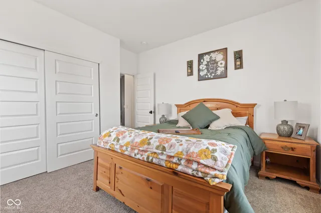 $447,499 | 1905 Reilly Lane, New Palestine, IN 46163