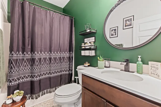 $447,499 | 1905 Reilly Lane, New Palestine, IN 46163