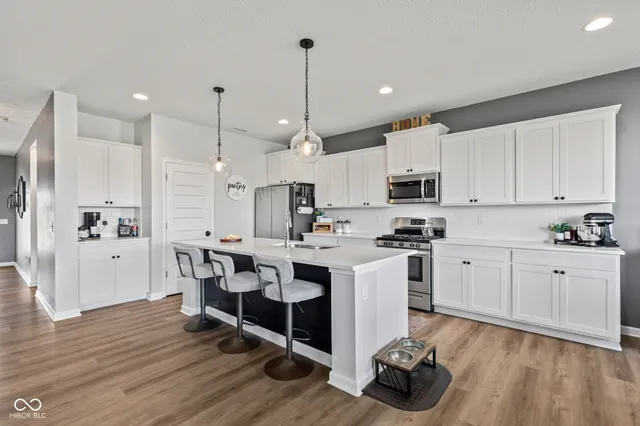 $447,499 | 1905 Reilly Lane, New Palestine, IN 46163