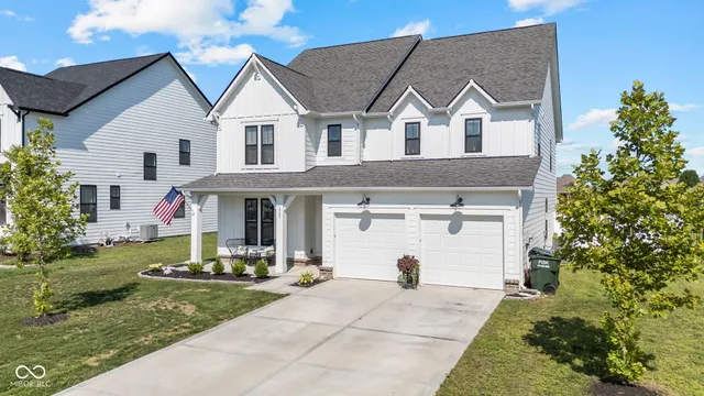 $447,499 | 1905 Reilly Lane, New Palestine, IN 46163