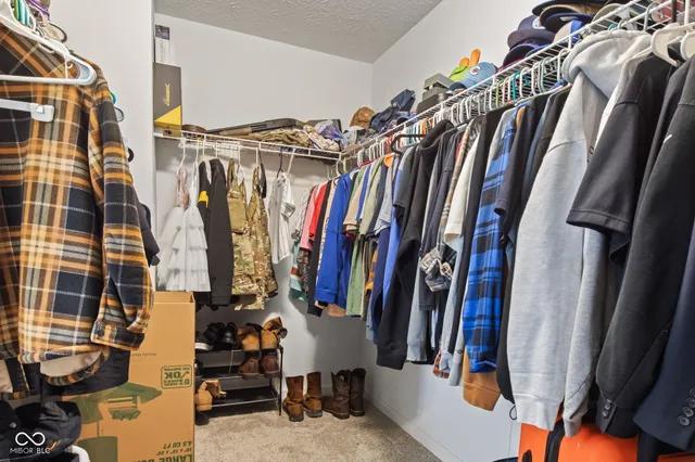 $447,499 | 1905 Reilly Lane, New Palestine, IN 46163