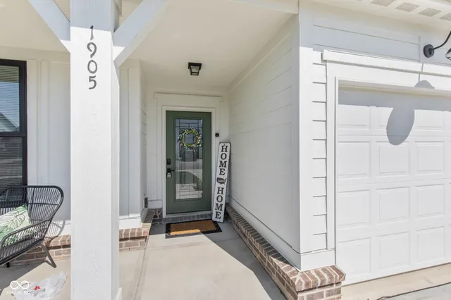 $447,499 | 1905 Reilly Lane, New Palestine, IN 46163