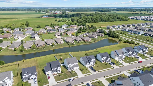 $447,499 | 1905 Reilly Lane, New Palestine, IN 46163