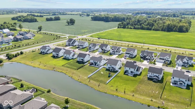 $447,499 | 1905 Reilly Lane, New Palestine, IN 46163