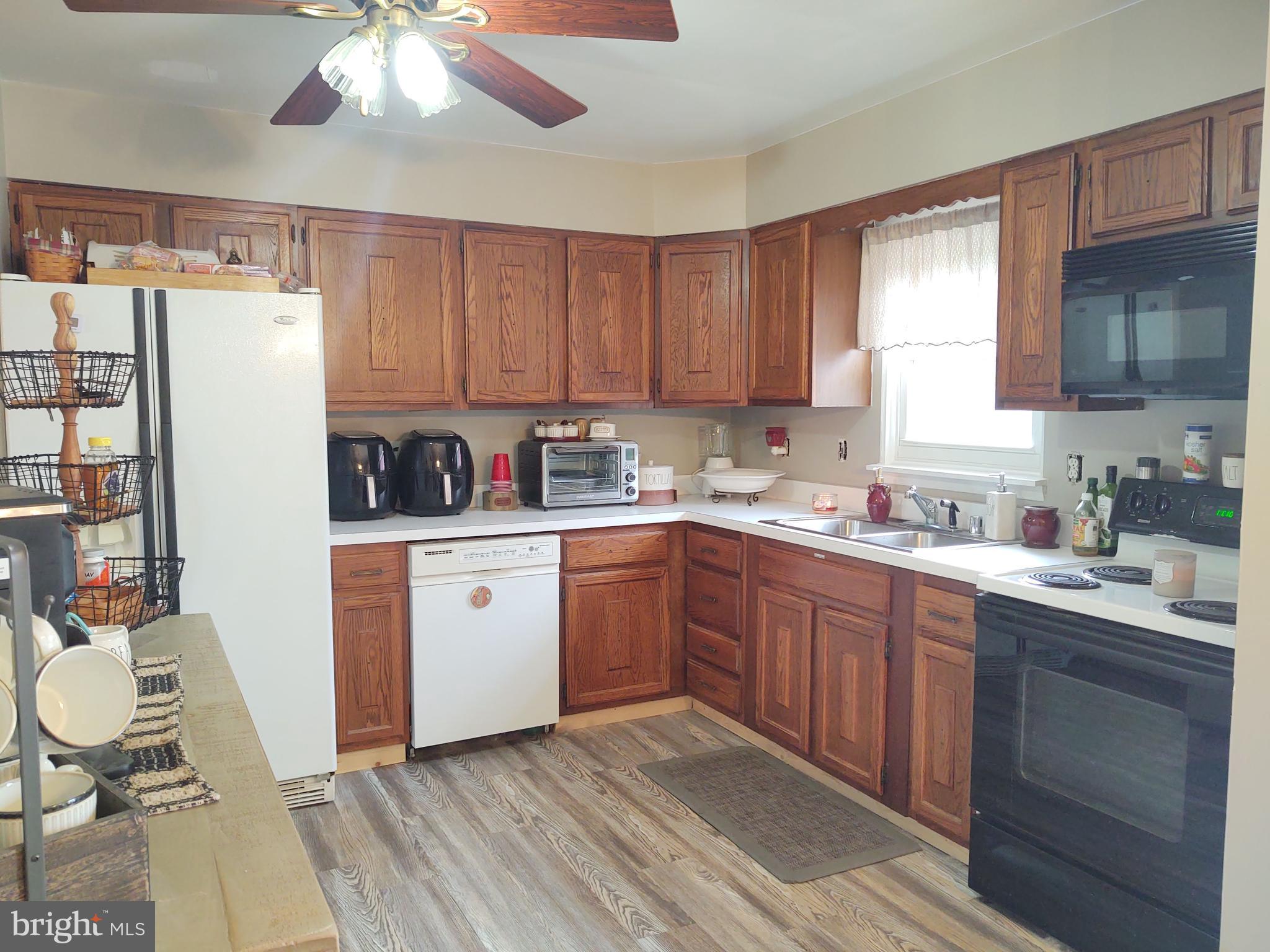 2400 Neudecker Road Westminster, MD 21157 - Photo 7 of 25