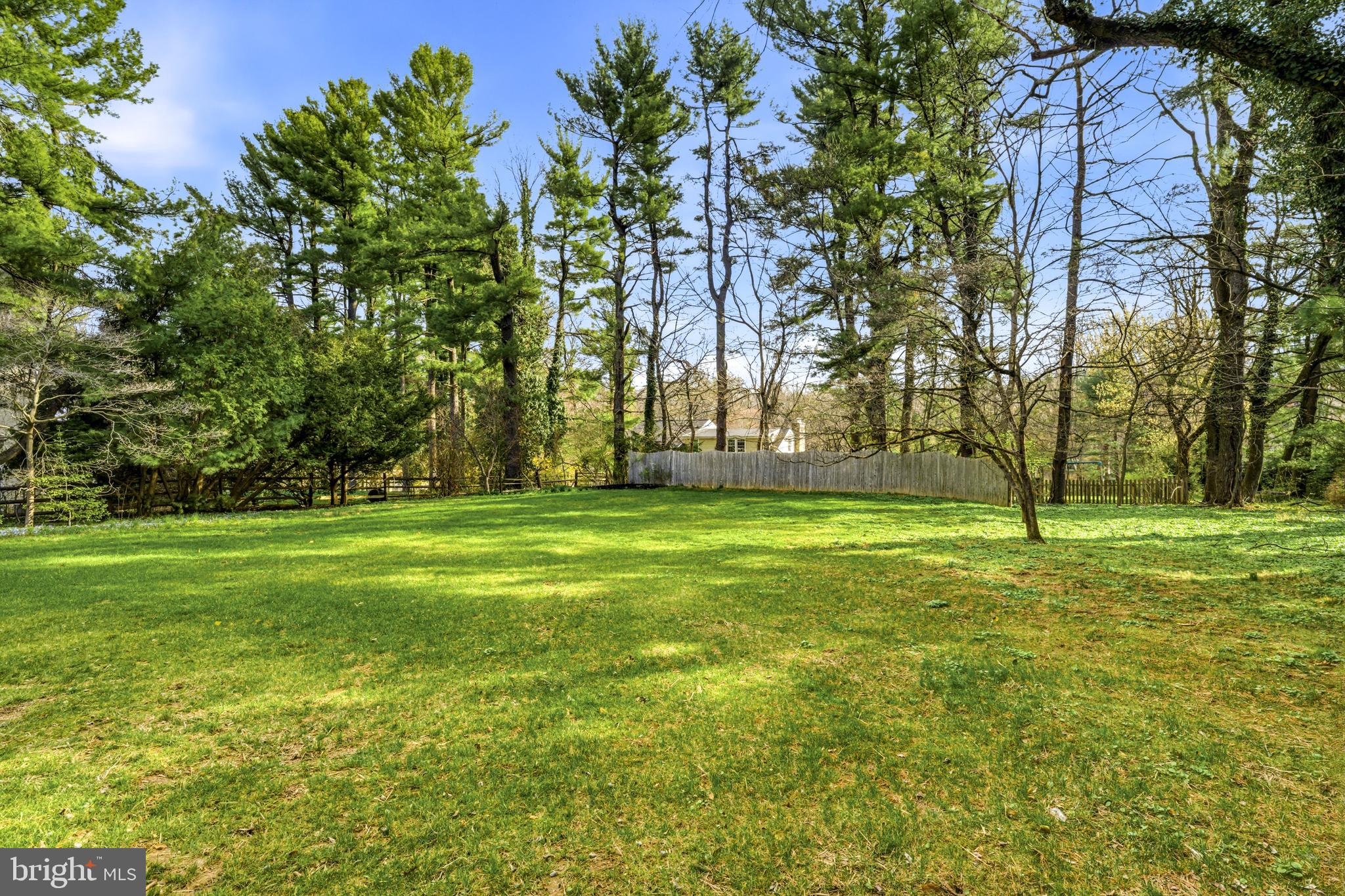 371 Margo Lane Berwyn, PA 19312 - Photo 65 of 68 rear yard