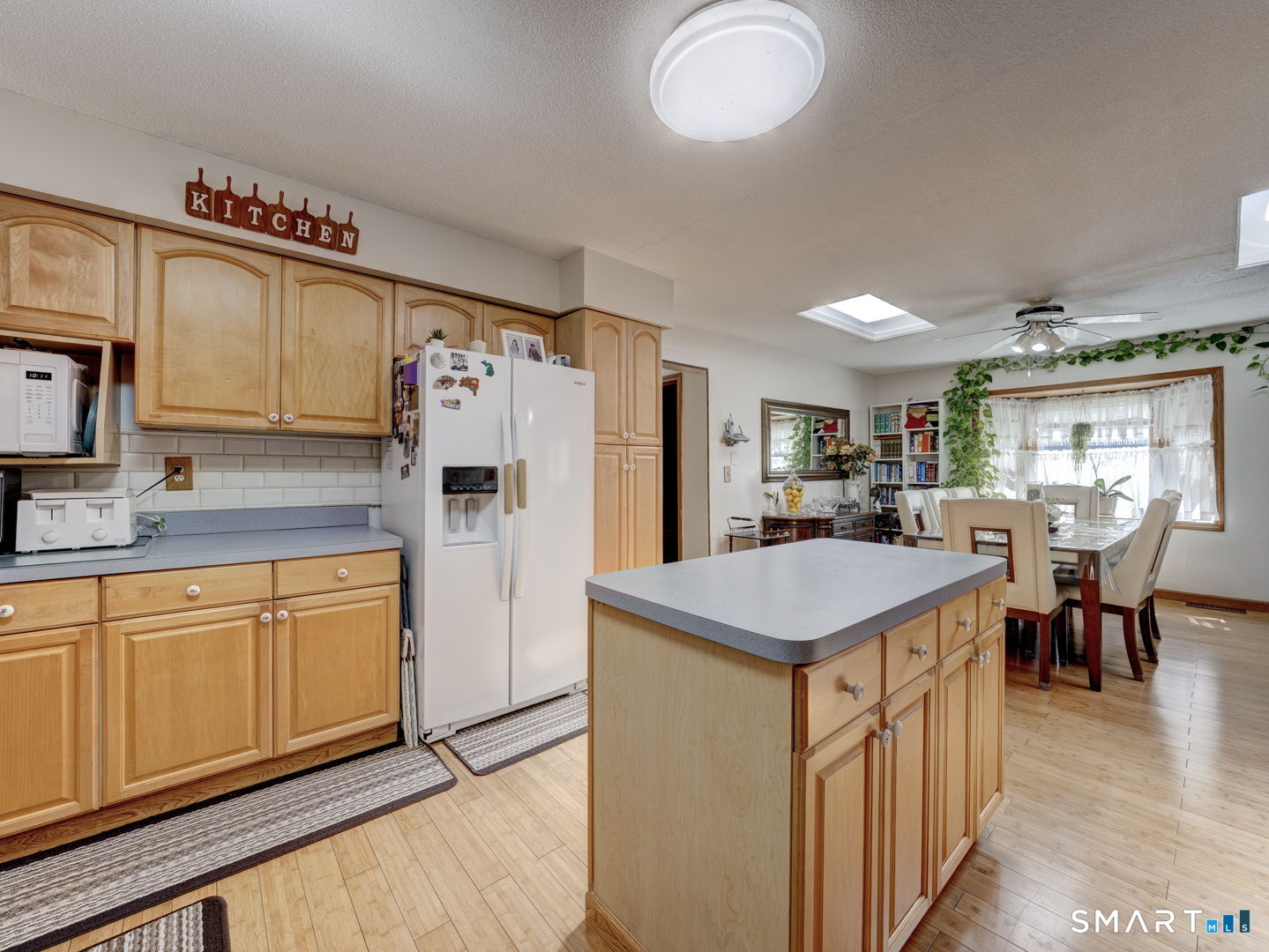 300 Hilltop Road Watertown, CT 06779 - Photo 12 of 39