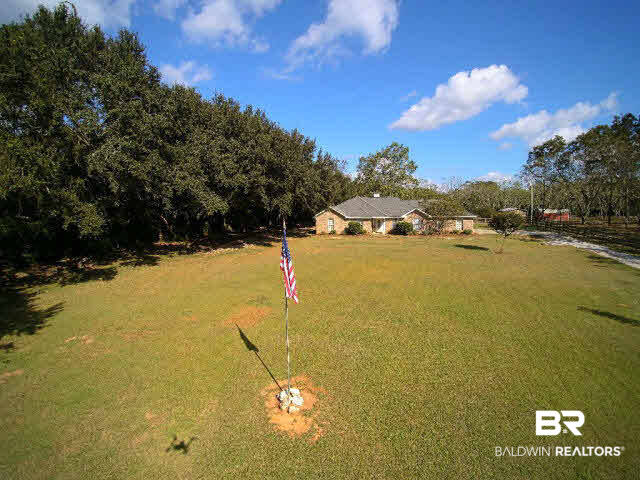 17250 Phillips Place Fairhope, AL 36532 - Photo 34 of 37