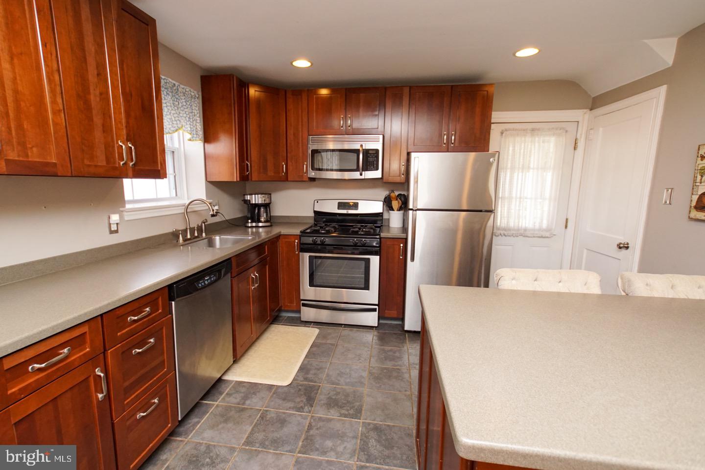 457 Wheatsheaf Road Springfield, PA 19064 - Photo 16 of 48