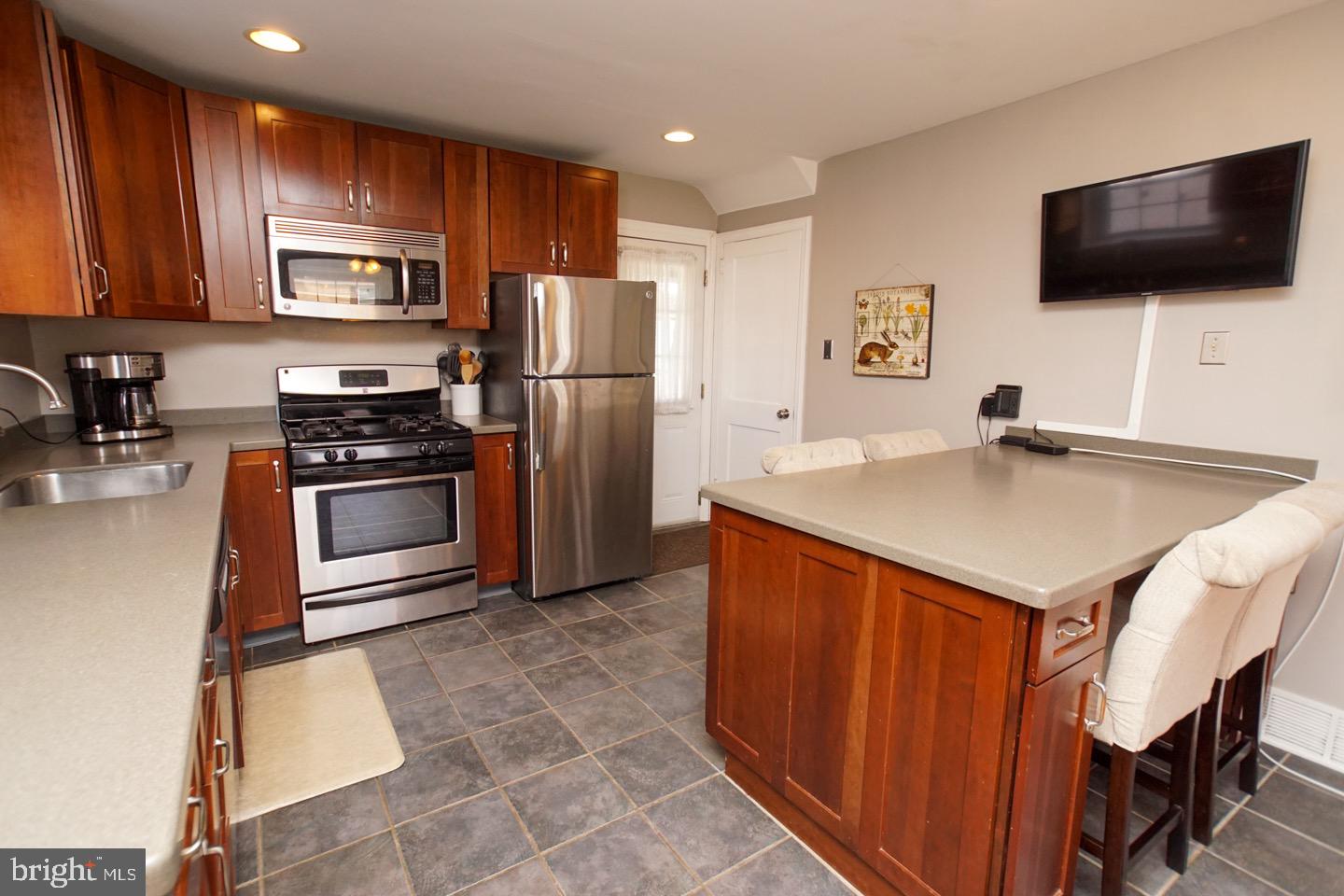 457 Wheatsheaf Road Springfield, PA 19064 - Photo 18 of 48