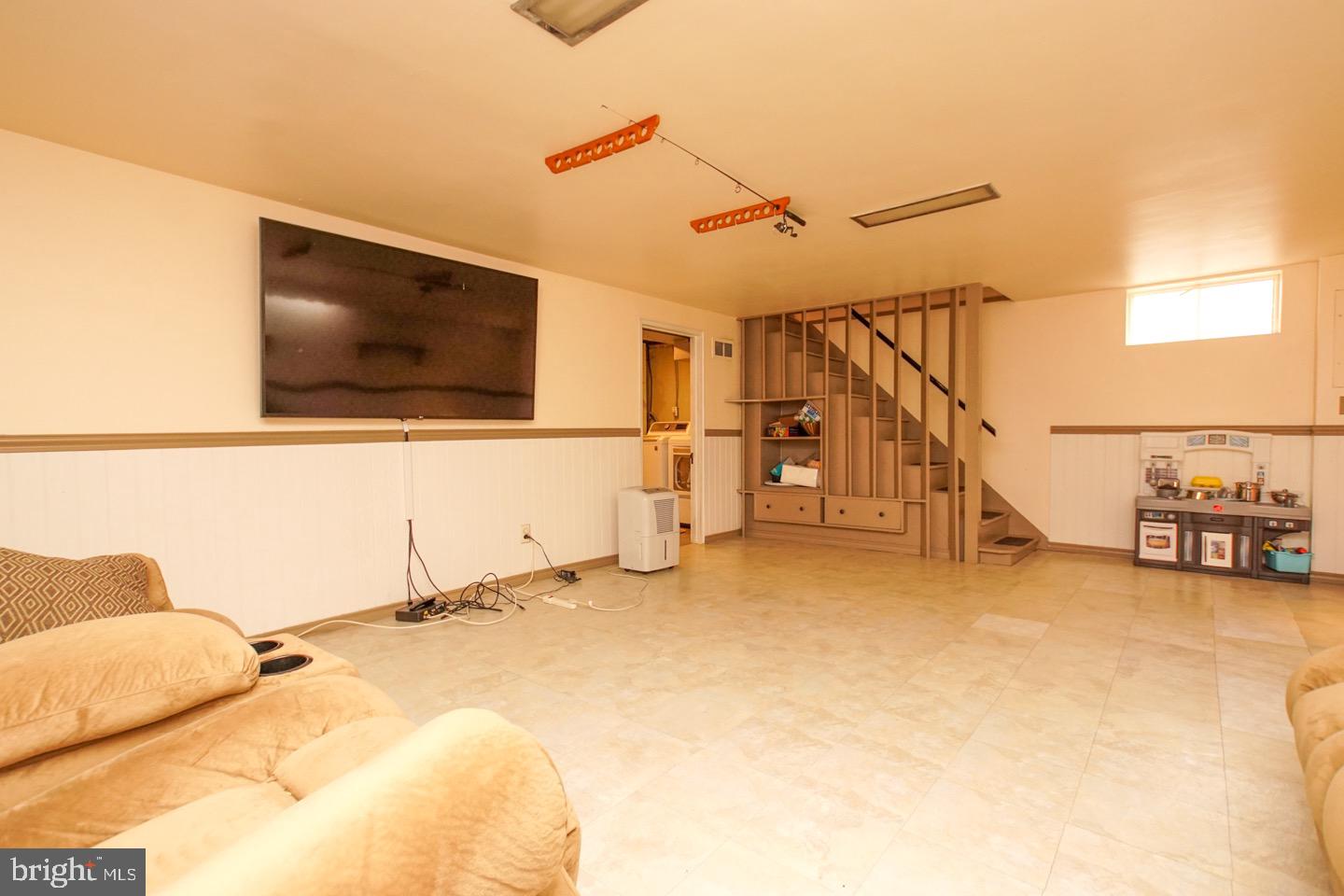 457 Wheatsheaf Road Springfield, PA 19064 - Photo 36 of 48