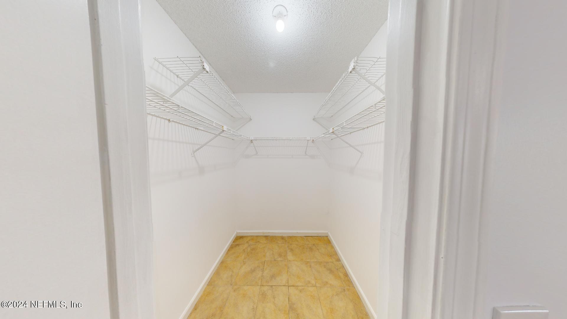 8953 Ivey Road Jacksonville, FL 32216 - Photo 17 of 29 8953-Ivey-Road-09122023_155352