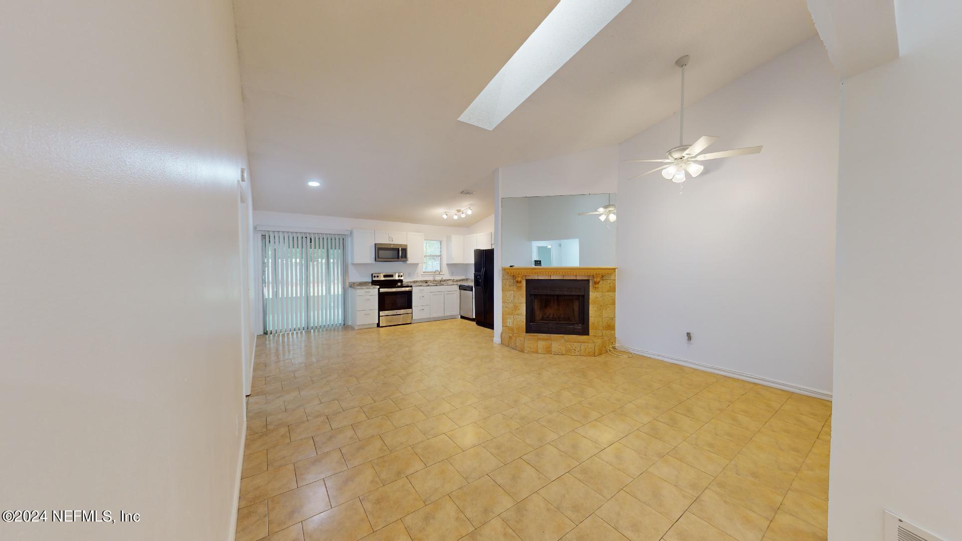 8953 Ivey Road Jacksonville, FL 32216 - Photo 8 of 29 8953-Ivey-Road-09122023_153547