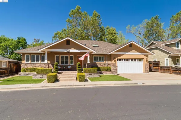 $2,450,000 | 4071 Walnut Drive, Pleasanton, CA 94566