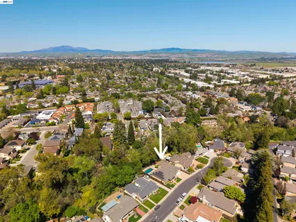$2,450,000 | 4071 Walnut Drive, Pleasanton, CA 94566