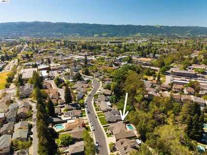 $2,450,000 | 4071 Walnut Drive, Pleasanton, CA 94566