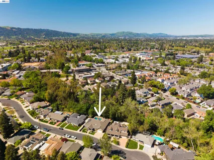 $2,450,000 | 4071 Walnut Drive, Pleasanton, CA 94566