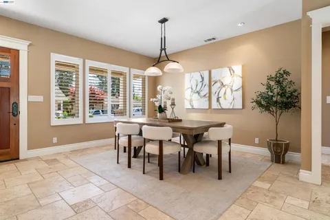 $2,450,000 | 4071 Walnut Drive, Pleasanton, CA 94566